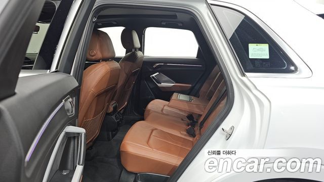 Audi Q3 (F3) 40 TFSI Quattro Premium 2024 — фото 12