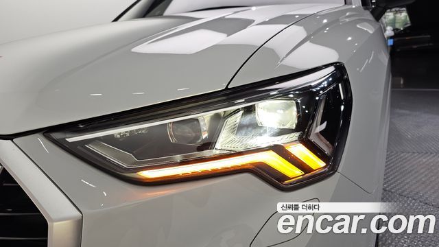 Audi Q3 (F3) 40 TFSI Quattro Premium 2024 — фото 22
