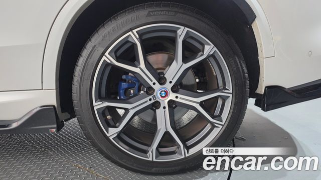 BMW X5 (G05) xDrive 40i M Sport 2024 — фото 21