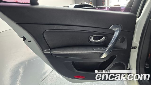 Renault Korea SM5 Nova LPLi LE 2015 — фото 25