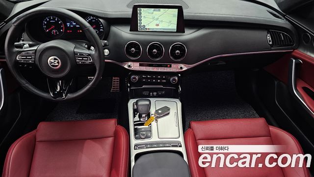 Kia Stinger 2.0 Turbo 2WD Platinum 2020 — фото 7