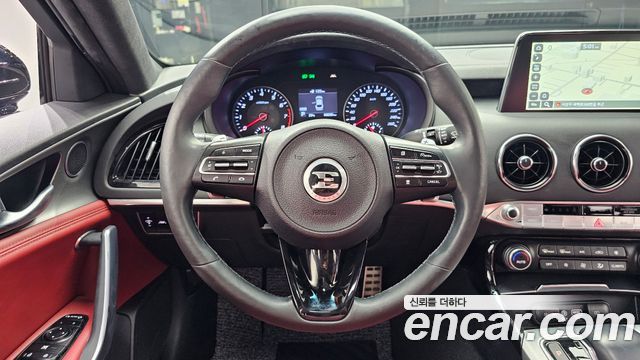 Kia Stinger 2.0 Turbo 2WD Platinum 2020 — фото 13