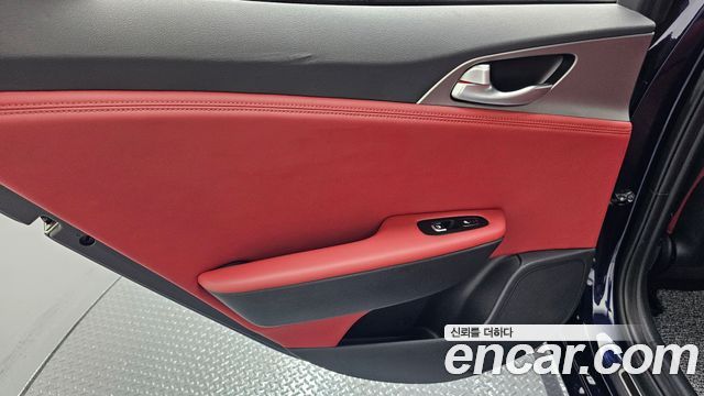 Kia Stinger 2.0 Turbo 2WD Platinum 2020 — фото 25