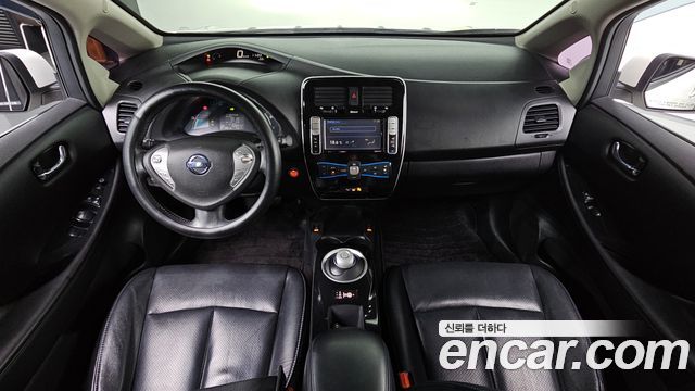 Nissan Leaf EV 2015 — фото 7