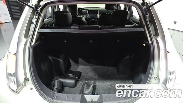 Nissan Leaf EV 2015 — фото 32