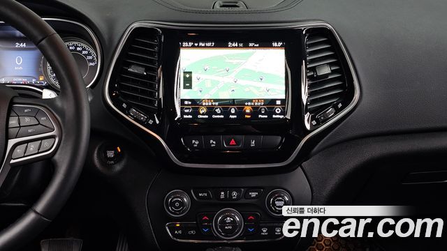 Jeep Cherokee (KL) 2.4 Limited AWD 2021 — фото 17