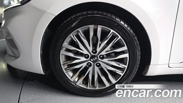 Kia K7 Premier 2.5 GDI Noblesse 2020 — фото 5