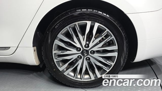 Kia K7 Premier 2.5 GDI Noblesse 2020 — фото 21
