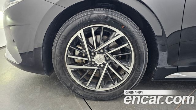 Hyundai Grandeur (IG) 2.5 Premium Choice 2021 — фото 5