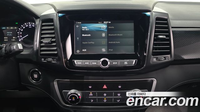 KG Mobility (SsangYong) Rexton Sports Khan Diesel 2.2 4WD Prestige Special (5-Link) 2020 — фото 14