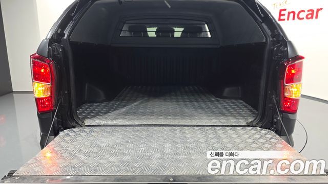 KG Mobility (SsangYong) Rexton Sports Khan Diesel 2.2 4WD Prestige Special (5-Link) 2020 — фото 18