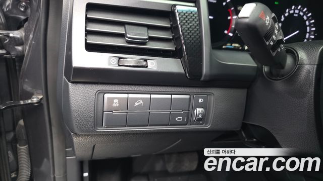 KG Mobility (SsangYong) Rexton Sports Khan Diesel 2.2 4WD Prestige Special (5-Link) 2020 — фото 20