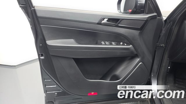 KG Mobility (SsangYong) Rexton Sports Khan Diesel 2.2 4WD Prestige Special (5-Link) 2020 — фото 24