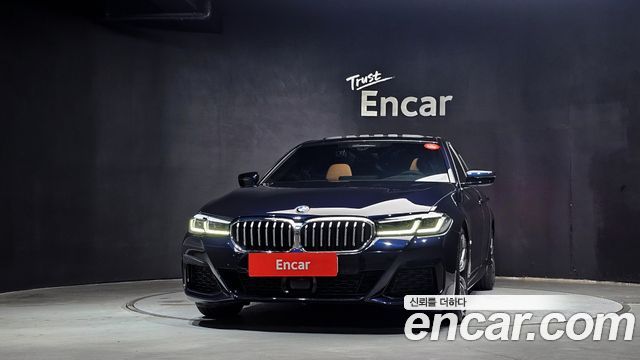 BMW 5 Series (G30) 520i M Sport 2023 — фото 3