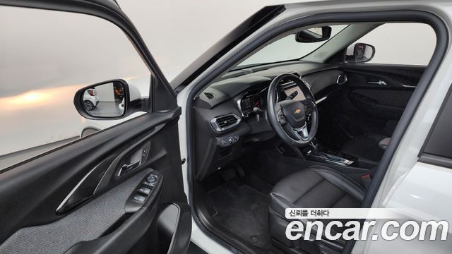 Chevrolet Trailblazer 1.3 Turbo 2WD Premier 2023 — фото 10
