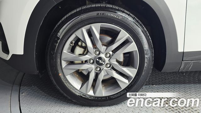Kia Seltos Gasoline 1.6 Turbo 4WD Prestige 2023 — фото 5