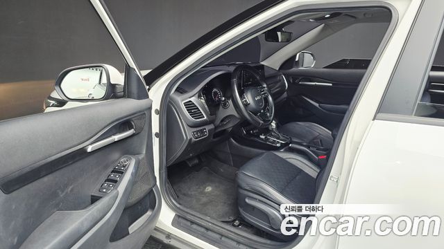 Kia Seltos Gasoline 1.6 Turbo 4WD Prestige 2023 — фото 10