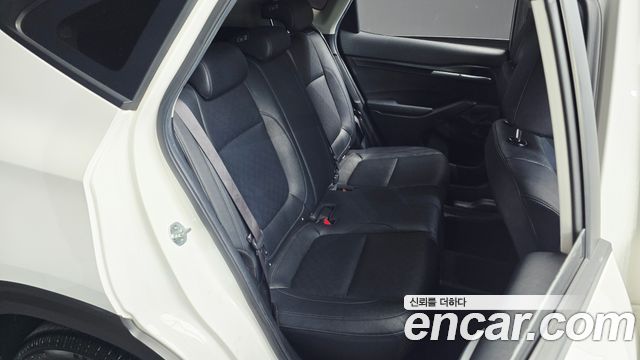 Kia Seltos Gasoline 1.6 Turbo 4WD Prestige 2023 — фото 11