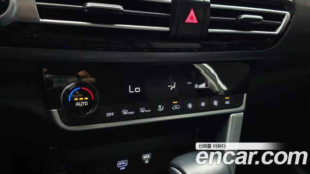 Kia Seltos Gasoline 1.6 Turbo 4WD Prestige 2023 — фото 30