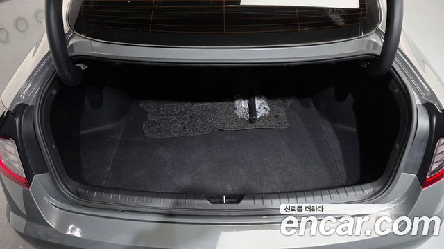 Hyundai Sonata (DN8) 1.6 Turbo Premium Plus 2022 — фото 17
