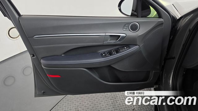 Hyundai Sonata (DN8) 1.6 Turbo Premium Plus 2022 — фото 24