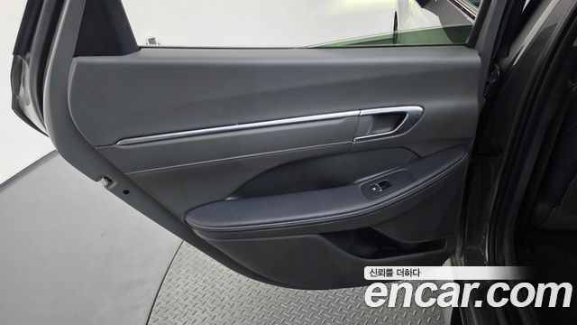 Hyundai Sonata (DN8) 1.6 Turbo Premium Plus 2022 — фото 25