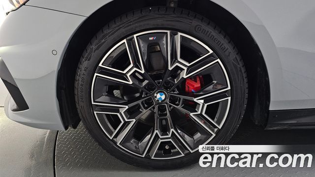 BMW 5 Series (G60) 530i xDrive M Sport Pro Special Edition 2026 — фото 5