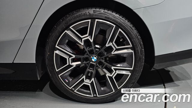 BMW 5 Series (G60) 530i xDrive M Sport Pro Special Edition 2026 — фото 21