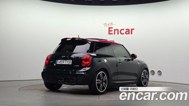 MINI Cooper S JCW 3rd Generation 2018 — фото 2