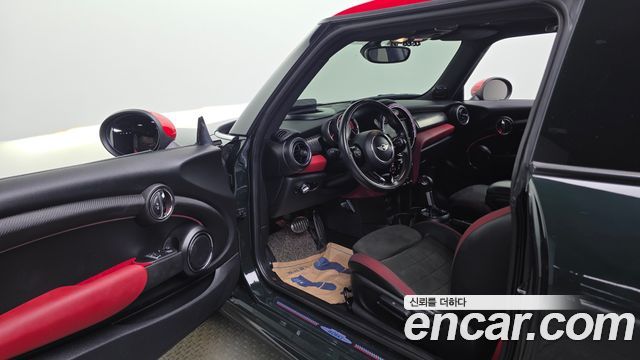 MINI Cooper S JCW 3rd Generation 2018 — фото 10