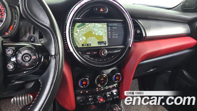 MINI Cooper S JCW 3rd Generation 2018 — фото 14