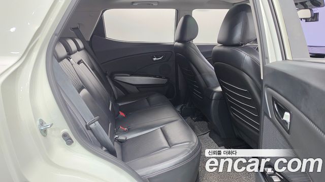 KG Mobility (SsangYong) Tivoli Armor Diesel LX 2WD 2018 — фото 11