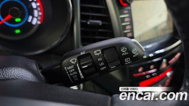 KG Mobility (SsangYong) Tivoli Armor Diesel LX 2WD 2018 — фото 19