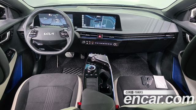 Kia EV6 Long Range GT Line 2023 — фото 7