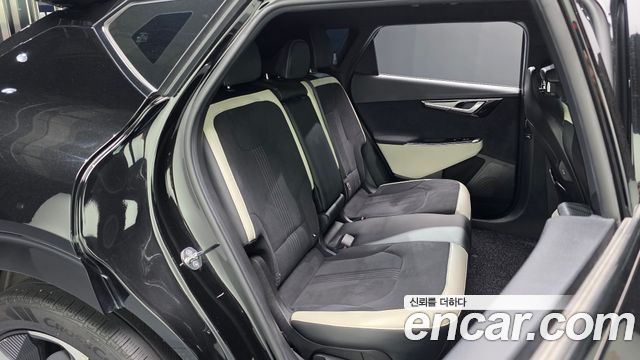Kia EV6 Long Range GT Line 2023 — фото 11
