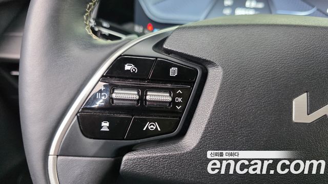 Kia EV6 Long Range GT Line 2023 — фото 19