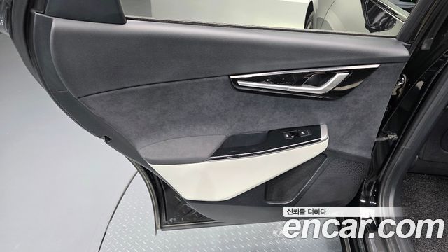 Kia EV6 Long Range GT Line 2023 — фото 25