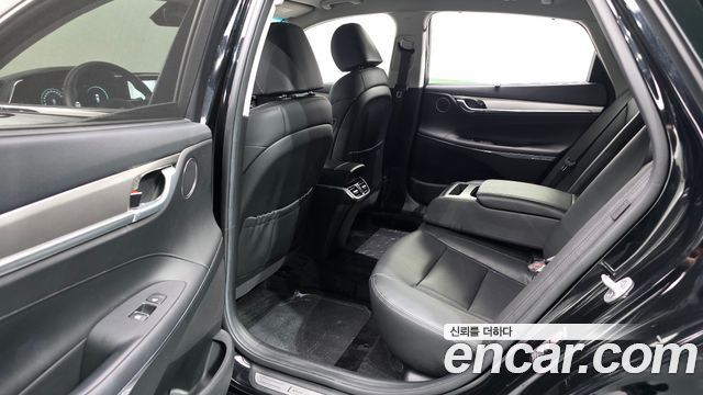 Hyundai Grandeur (IG) 2.5 Exclusice 2023 — фото 15
