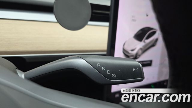 Tesla Model Y Standard Range RWD 2021 — фото 9