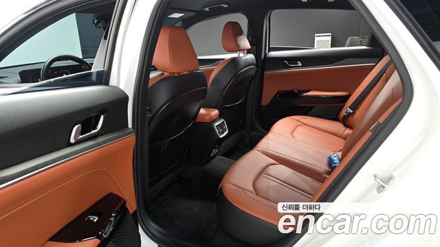 Kia K5 (III) 1.6 Turbo Noblesse 2024 — фото 15