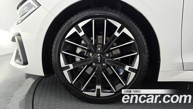 Kia K5 (III) 1.6 Turbo Noblesse 2024 — фото 18