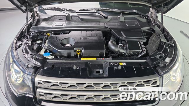 Land Rover Discovery Sport 2.0 TD4 SE 2016 — фото 6