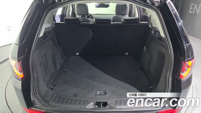 Land Rover Discovery Sport 2.0 TD4 SE 2016 — фото 20