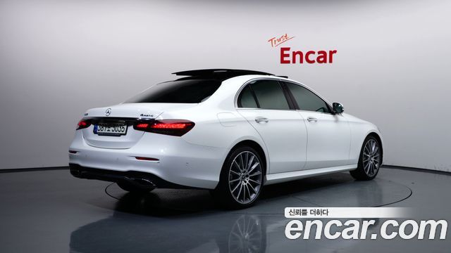 Mercedes-Benz E-Class (W213) E350 4MATIC AMG Line 2021 — фото 2