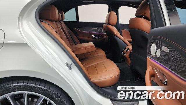 Mercedes-Benz E-Class (W213) E350 4MATIC AMG Line 2021 — фото 11