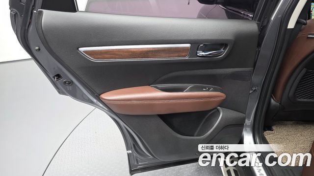 Renault Korea QM6 2.0 LPe RE Signature 2WD 2020 — фото 25