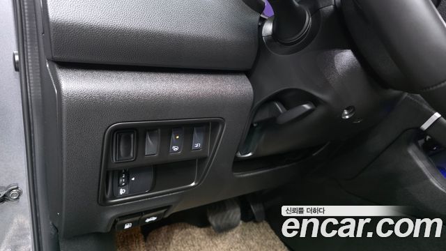 Renault Korea QM6 2.0 LPe RE Signature 2WD 2020 — фото 31