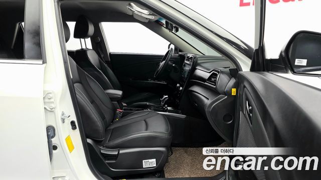 KG Mobility (SsangYong) Very New Tivoli Gasoline 1.5 2WD V3 2022 — фото 11