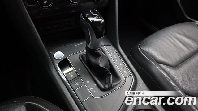 Volkswagen Tiguan (II) 2.0 TDI Prestige 2018 — фото 9
