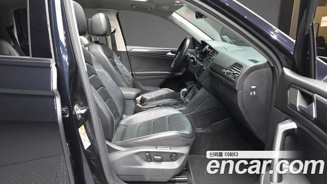 Volkswagen Tiguan (II) 2.0 TDI Prestige 2018 — фото 11